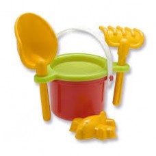 Balde   Colador   Pala   Rastrillo   Molde